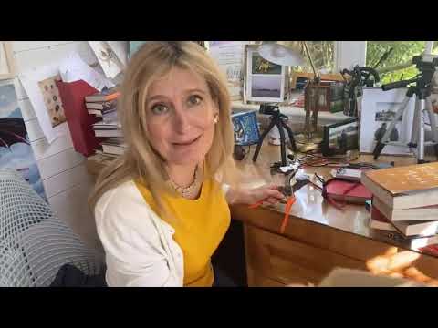 Video: Cressida Cowell Net Worth