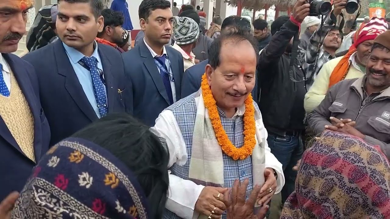 Bihar Ke MLA Vijay Sinha Ji Gaon Ki Problems Sun Rahe 😍 | Must Watch Vlog!