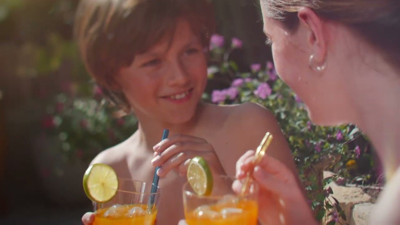 Lay-Z-Spa® Hawaii Energy-Efficient Smart AirJet™ Inflatable Hot Tub with App Control