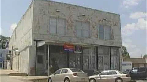 Morgan Freeman Still in Serious Condition