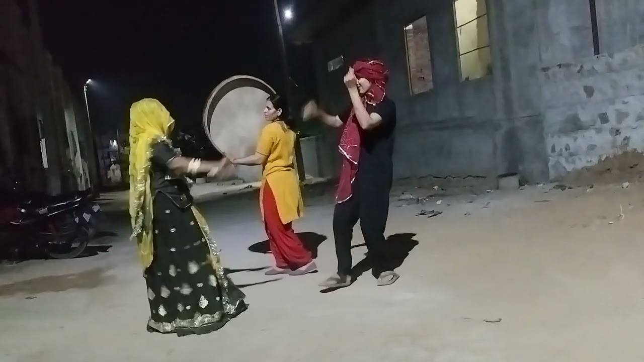 Holi masti 🥳🥳🎉🎉