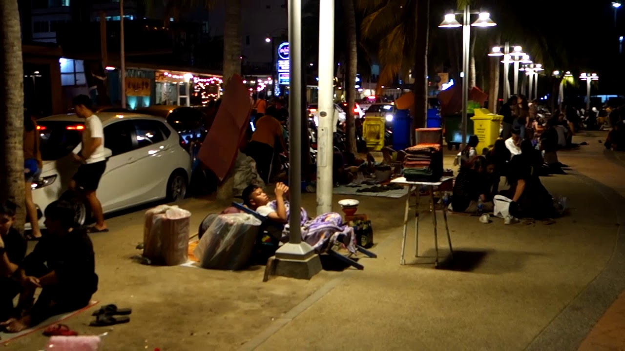 Bang Saen Beach Weekend hangout (Bangsaen)