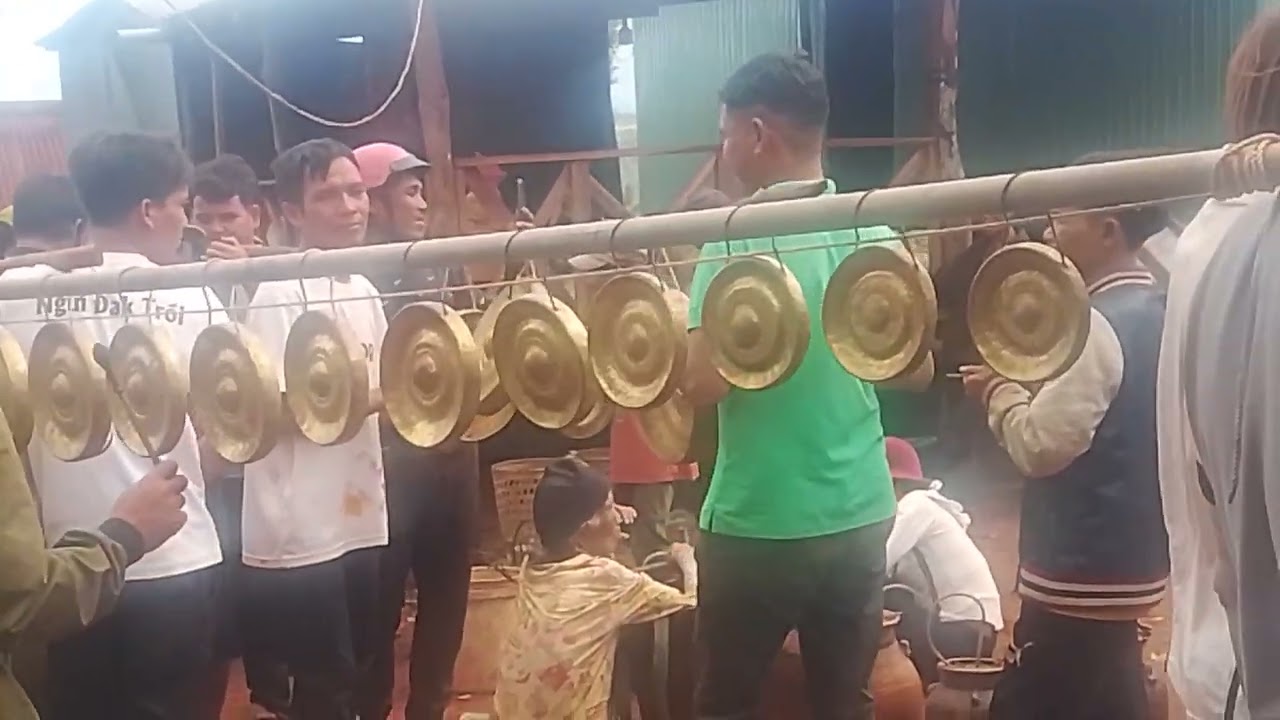 Lê bỏ ma tổ Để không xã Kon chiêng 