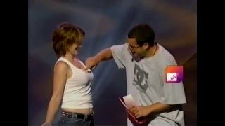 Video thumbnail of "Winona Ryder and Adam Sandler at Mtv movie awards (2002)"