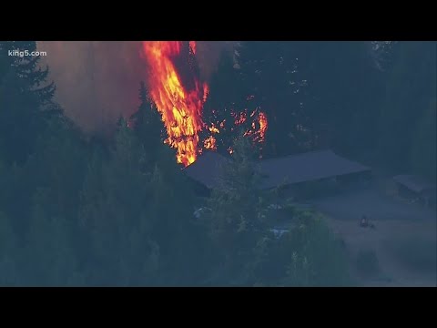 Wideo: Gdzie jest ogień w jeziorze Bonney?