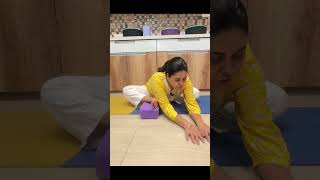 Unlock Tight Hips in 3 Min ! Hip Opening Yoga with Blocks-Beginners Friendly#yogashorts #motivation