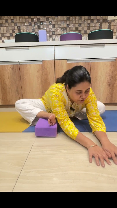 Unlock Tight Hips in 3 Min ! Hip Opening Yoga with Blocks-Beginners Friendly #motivation