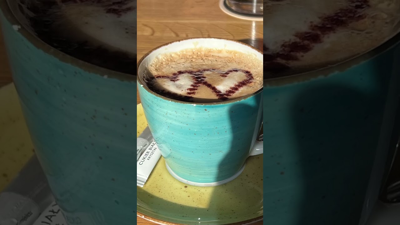 Spotkałem się z kolegą (kolega jest od tego) kelner jemu podał piwo, a mnie to… / co WY na to..?😎