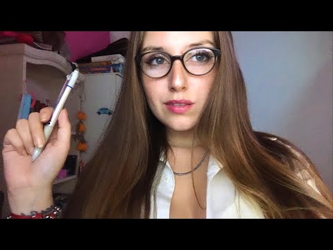 ASMR ❤️ Haciéndote preguntas personales