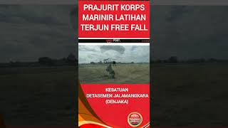 Prajurit Korps Marinir Denjaka Latihan Terjun Free Fall