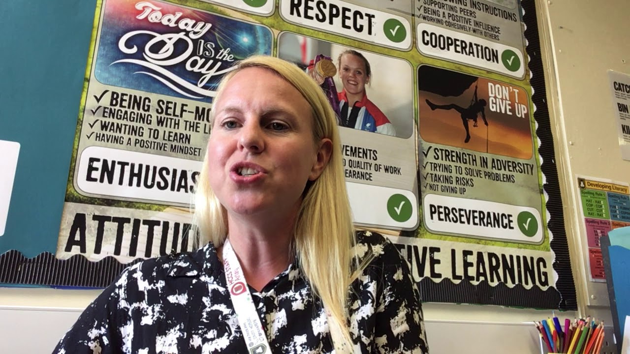Meet Mrs Warren - Holmes Chapel Comprehensive School
