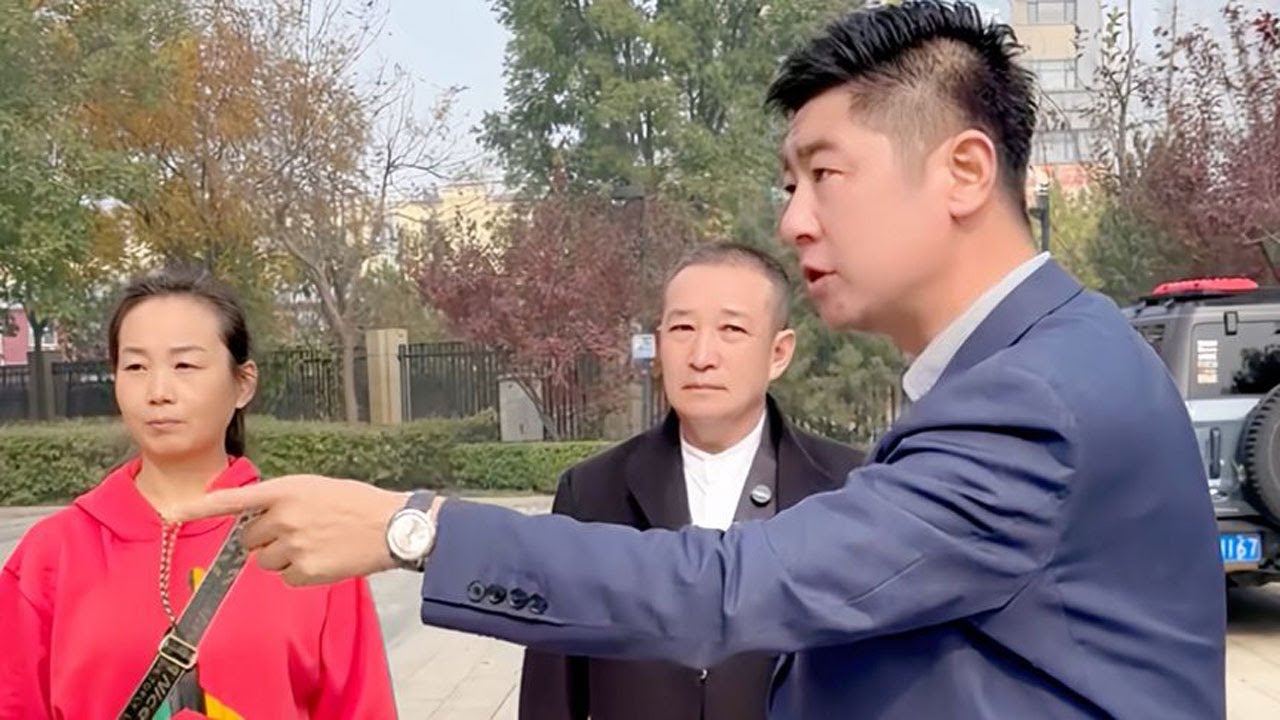 二十年朋友欠帐四十万，还钱总说下个月一拖再拖，老师现场收拾他 | 正义之光 