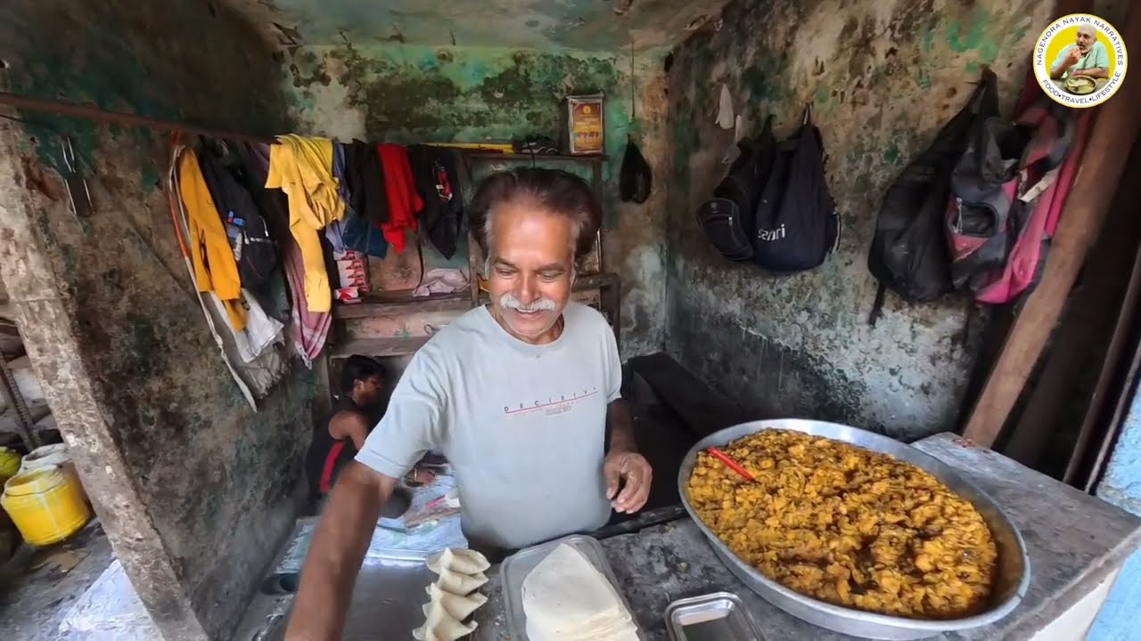 Ranchi ka world famous Kachori ki dukaan. 