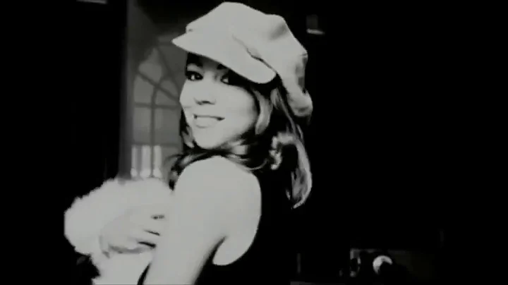 Angela Carey - Looking In (Official Video)