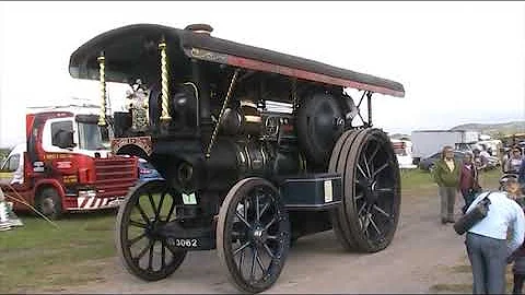 Fowler showmans engine Bertha