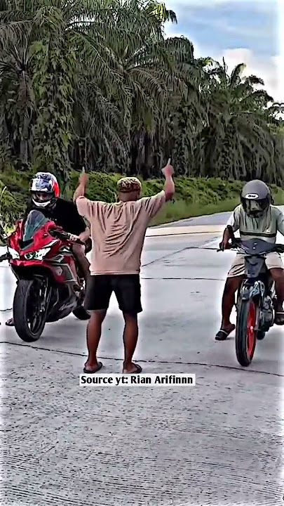 Ketika Zx25r Rian arifin vs supra mustofa🗿 #viral #motovlog #zx25r #shorts