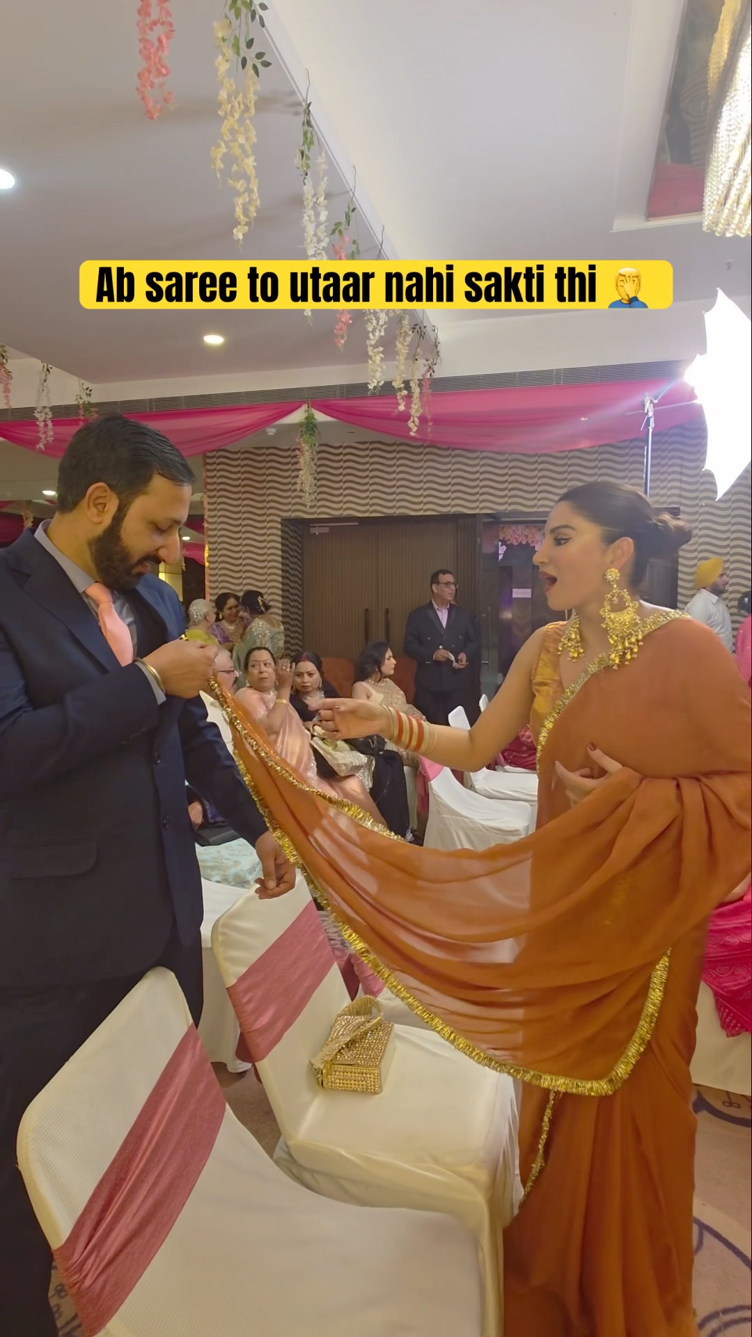 Lace wali saree ka struggle ?? | #shorts | #priyaankatyagi