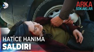 Sarp, Kumar Borcunu Kapatmak Için Hatice Hanıma Saldırdı | Arka Sokaklar Özel Klip