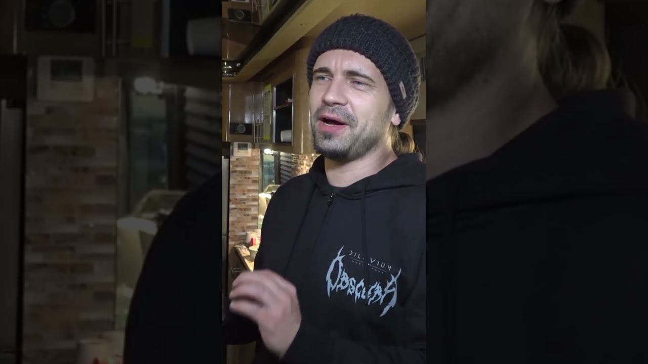 OBSCURA // Bus Invaders Ep. 2083 