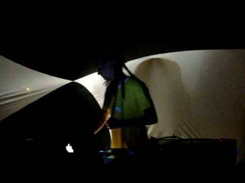 Παρακολούθηση ClubTronic - Dj Glen στο YouTube Παρακολούθηση ClubTronic - Dj Glen στο YouTube