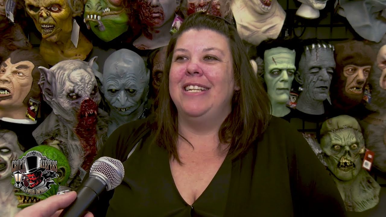Crypt Keepers Halloween Emporium Half Way to Halloween Highlights