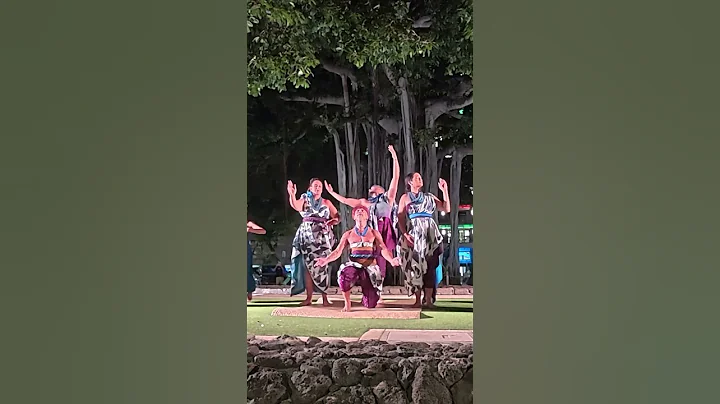 HULA SHOW "THE RETURN OF KAPAEMAHU" at Kuhio Beach, Waikiki, Hawaii. #Hula, #kapaemahu, #SHORT,