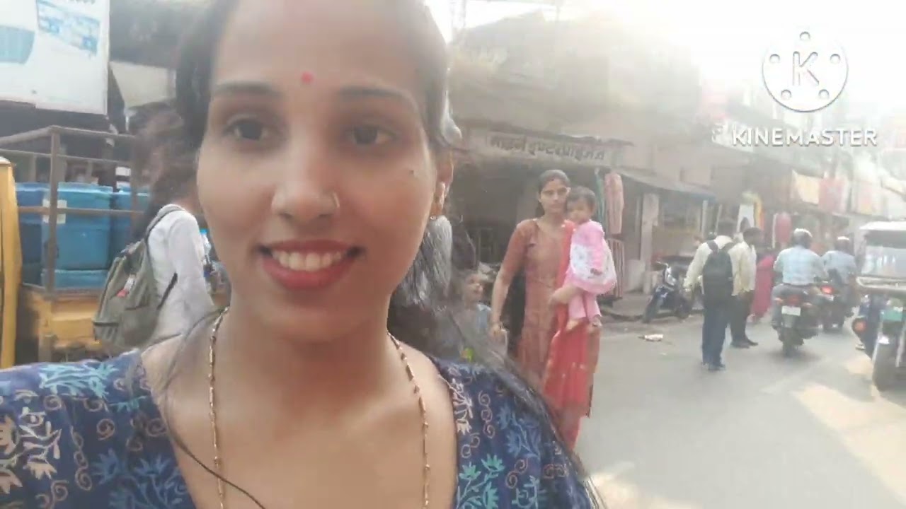 Gorakhpur  ka famous market .Ghantaghar Reti chowk .