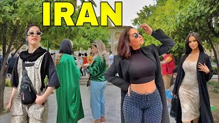 🔥IRAN 🇮🇷 Walking in beautiful shiraz city , very interesting place to visit | Shiraz vlog ایران