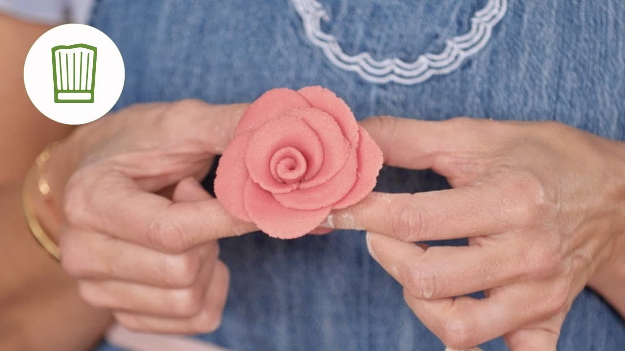 Marzipan ausrollen und modellieren | Chefkoch.de