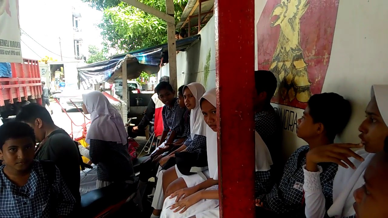 Anak anak SMP 14 ambon