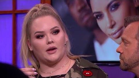 "Eergisteren was ik Kim Kardashian aan het opmaken - RTL LATE NIGHT/ SUMMER NIGHT