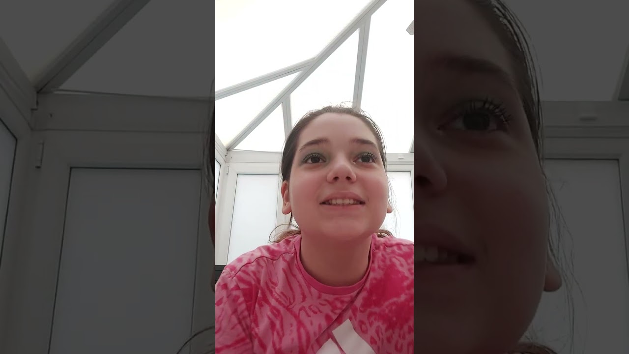 Doing mermaid makeup part 1