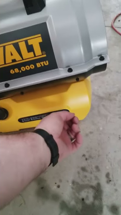 DeWalt 68,000 BTU Cordless Forced Air Propane Heater