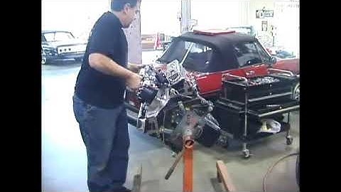 How to Rotate an Engine on an Engine Stand