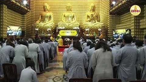 Tụng Kinh Phật Căn Bản trong Khóa tu Ngày An Lạc tại Chùa Giác Ngộ