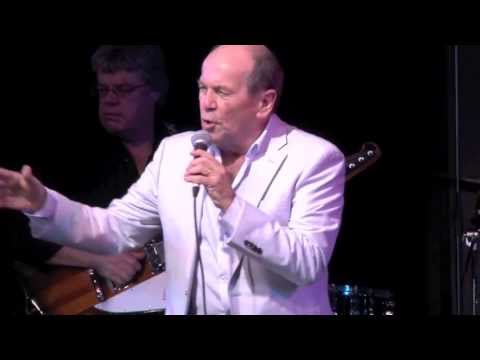 Glenn Shorrock - Little River Band - Help Is On It's Way - Live 2013