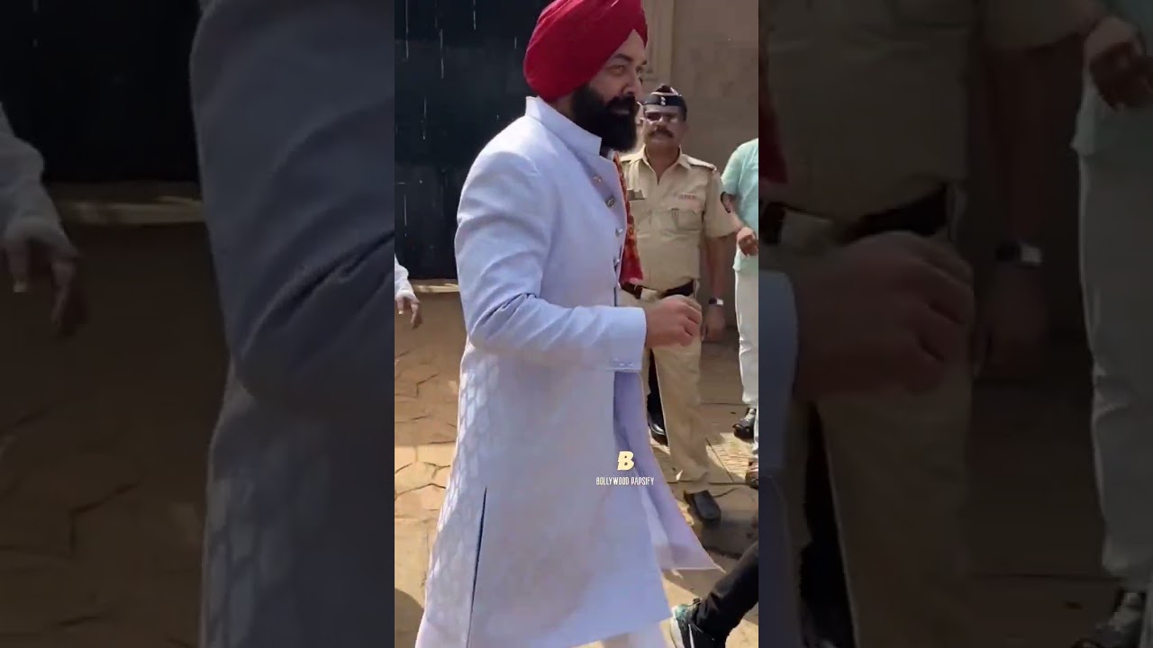 Bobby Deol Arrive For Karan Deol Wedding..