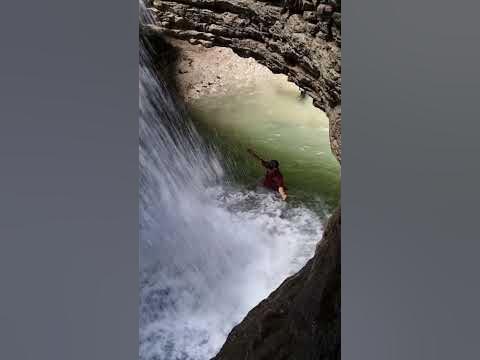 Люди купаются Салтинский водопад. Туры по Дагестану 89285449260 - YouTube