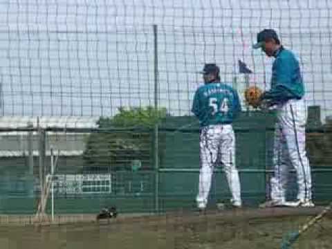 川村丈夫投手のブルペン投球