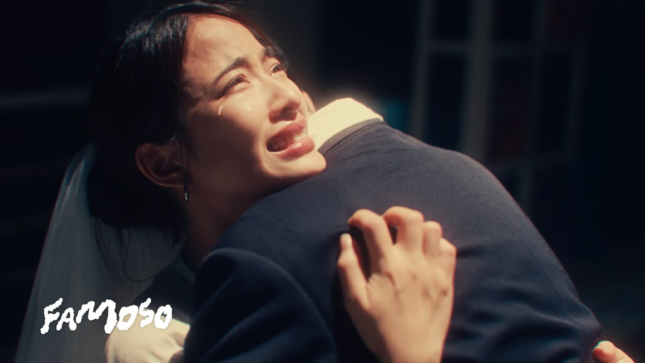 ปกเพลง วิวา(ท์) — FAMOSO