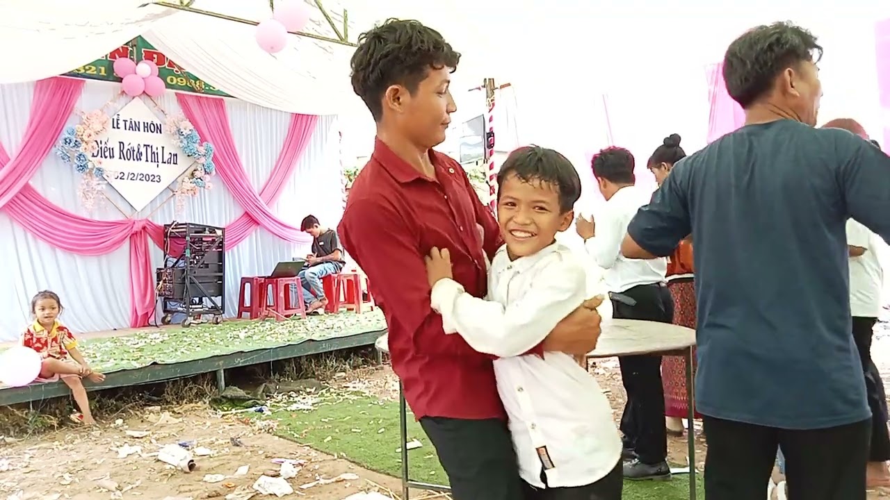 đám cưới người đồng bào dân tộc stiêng ấp bù núi b xã Lộc Tấn huyện Lộc Ninh tỉnh  Bình phước