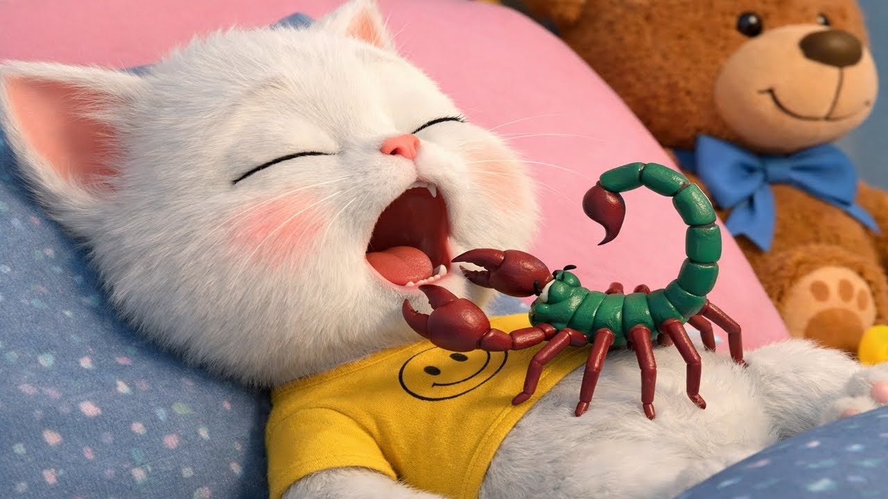 😱OMG🦎 Kitten in big trouble with a scary scorpion! An unbelievable story about a cat and a scorpion!