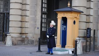 Балтийский круиз. Стокгольм. Смена караула (Baltic cruise. Stockholm. Changing of the Guard)