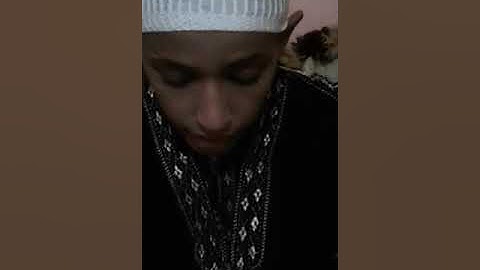 مشاركة التلميذ بنغوية عبد الرحمان في مسابقة تجويد القران الكريم