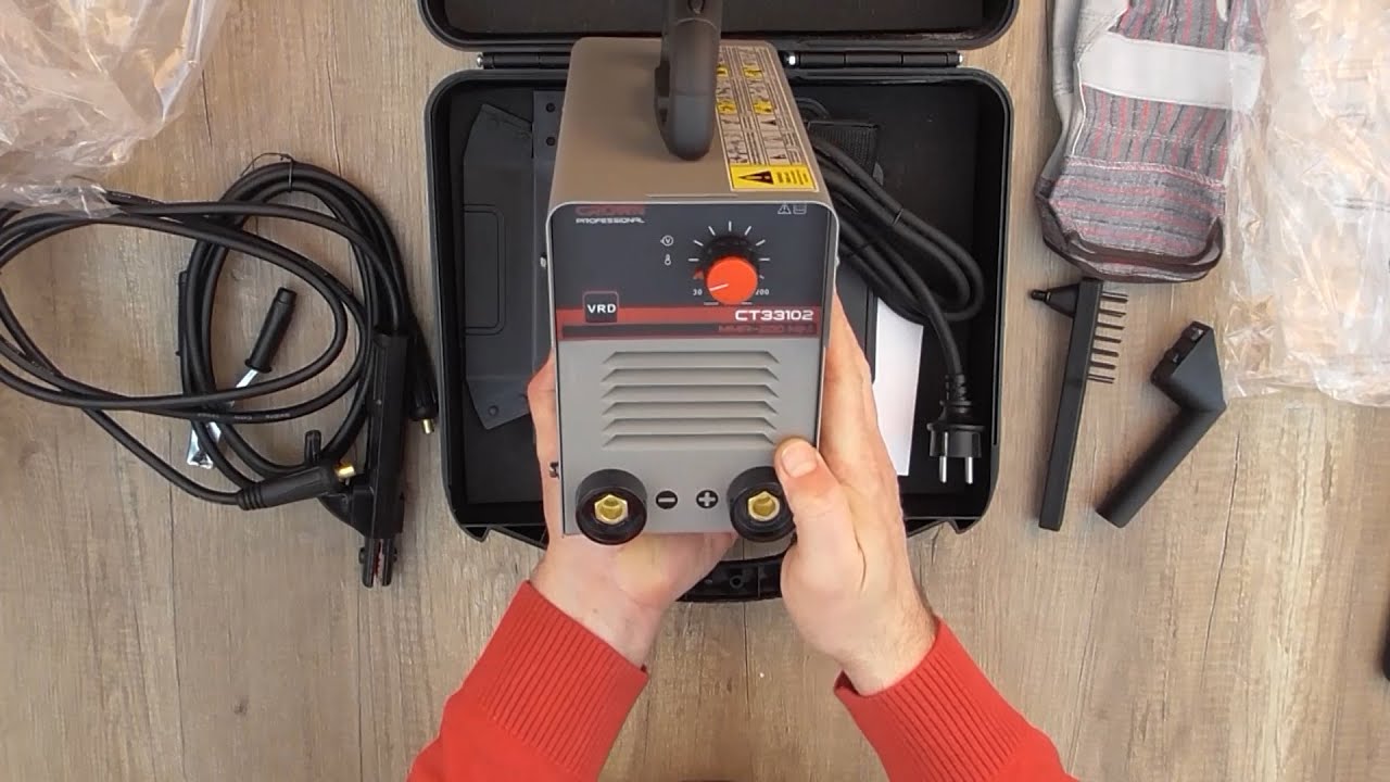 Unboxing Crown professional Inverter DC CT33102 MMA 200 MINI welding  machine - Bob The Tool Man - YouTube