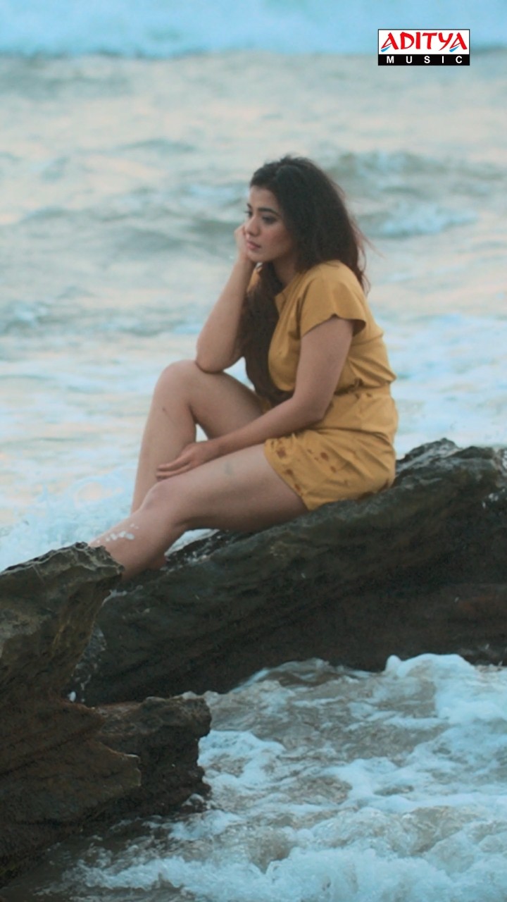 #NaaVallaKaadhe Song #Romantic Movie #Shorts