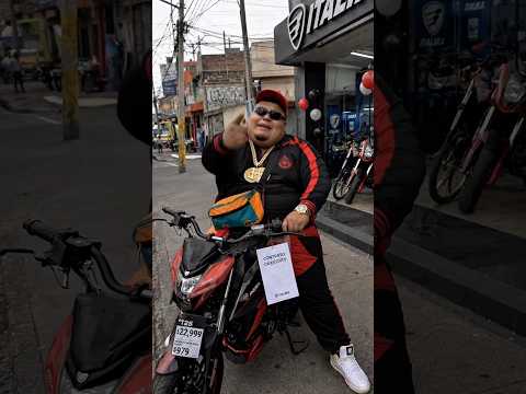 Esos chilangos tiene mucha feria wey