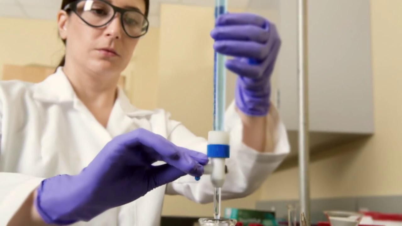 Supreno® SE Powder Free Nitrile Gloves