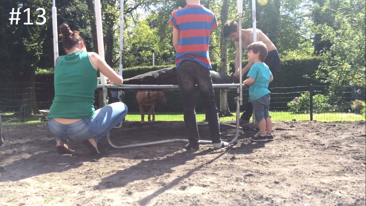 Trampoline opzetten !! 13 YouTube