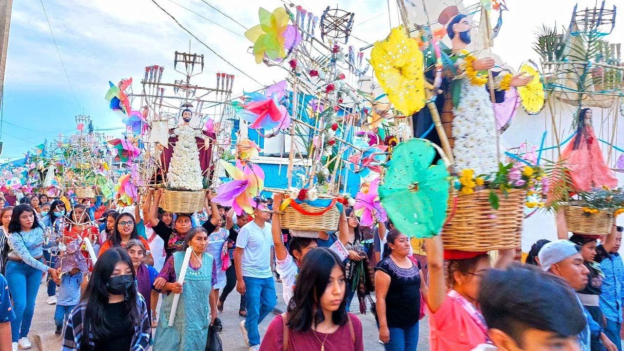 Gran Calenda de Flores en Santo Domingo Tomaltepec 2022 Festividad a Santo Domingo de Guzman
